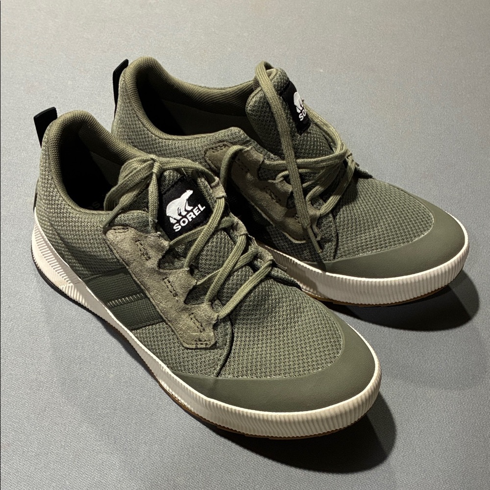 Sorel women’s Forest Green Sneakers